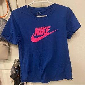 Nike medium workout shirt